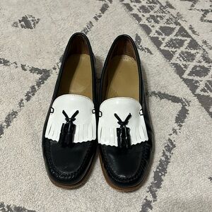 GH Bass Weejuns Size 8